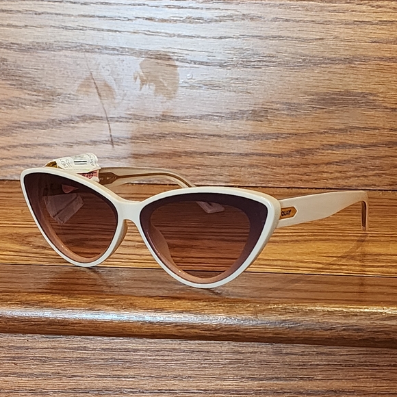 Quay Australia Women's Tempted 67mm Cat Eye Sunglasses In Champagne/Brown Frame - Picture 6 of 8